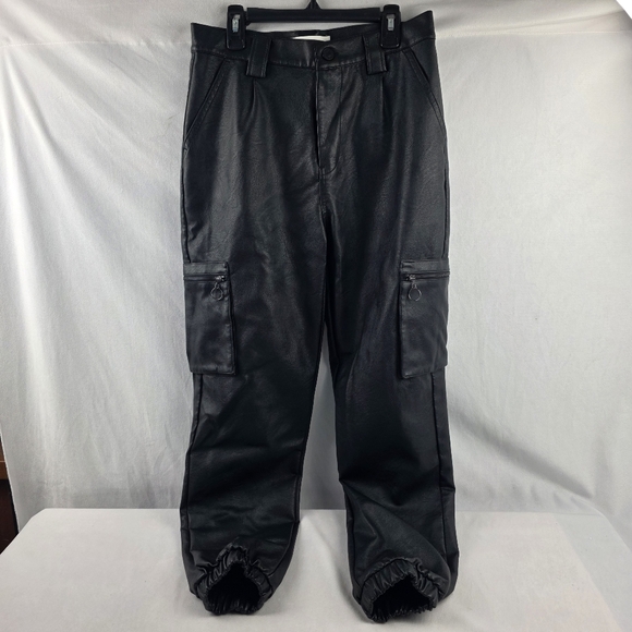 Kancan Black Pleather High Rise Cargo Jogger Pants Size 7 / 27 - Picture 3 of 6